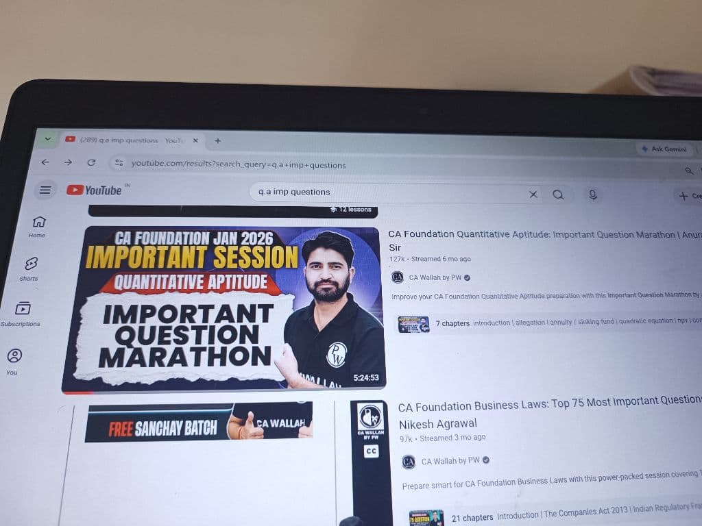 Image attached to the doubt: Kisi ke pass q. A ki important question vali notes he???